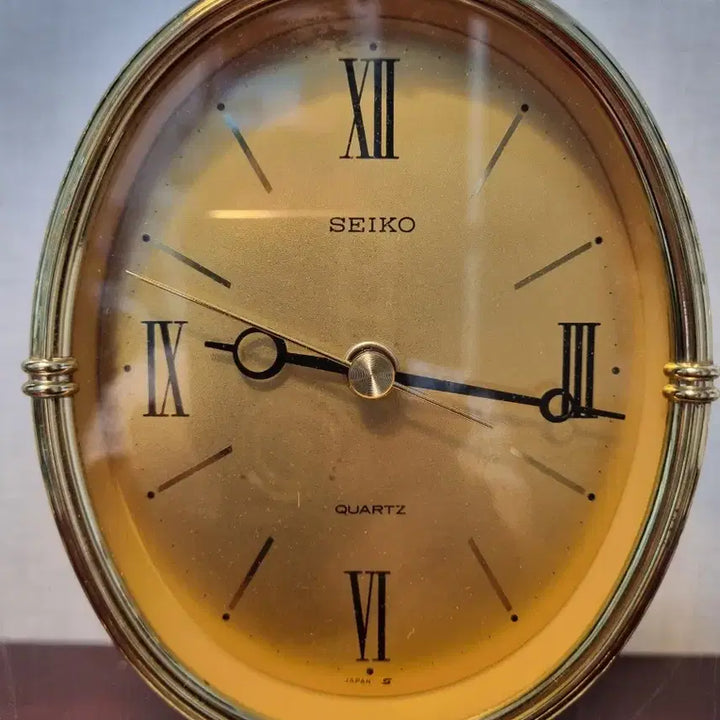 [BUNJANG] 1980s Seiko Crystal Arch Frame Quartz Desk Clock / 1980년대 세이코(SEIKO) 크리스털 아치 프레임 쿼츠 탁상시계