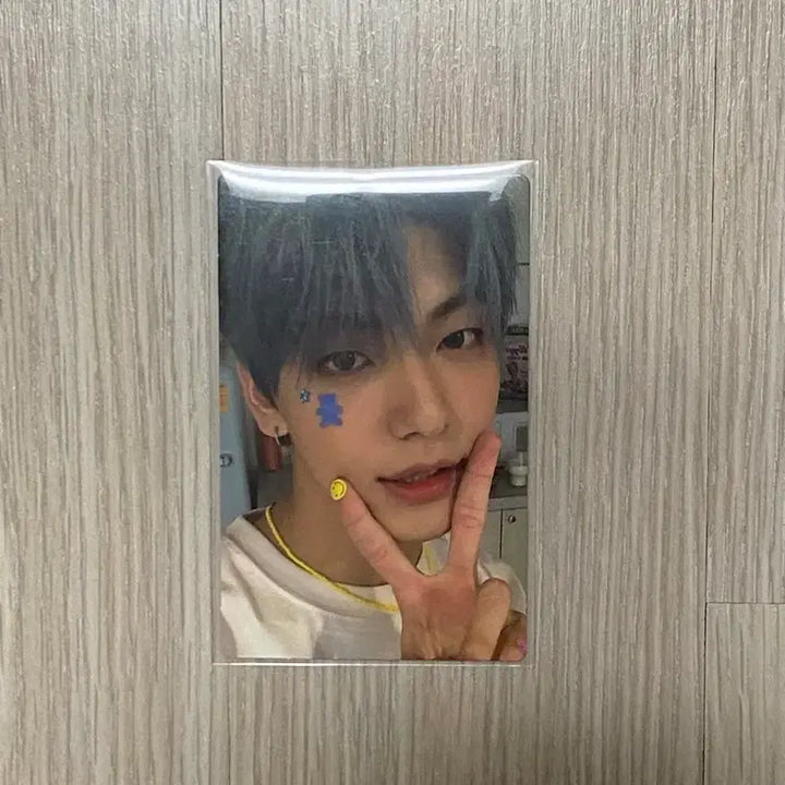 [BUNJANG] TXT 553 R Soobin Photocard Mint Condition / [~7/29 특가 세일] 투바투 553 R 수빈 포토카드 하자 없음
