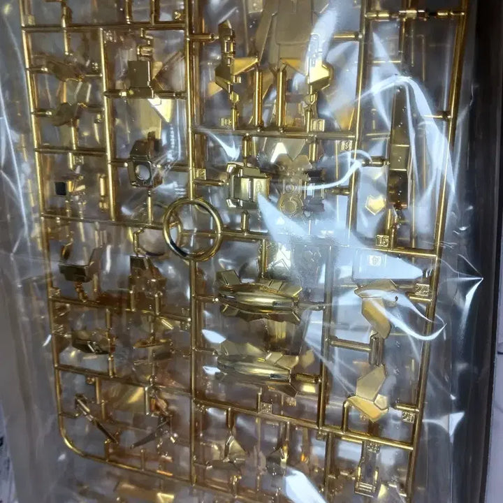 [BUNJANG] Gundam Unicorn Unit 3 Phenex HG Gold Coating / 건담 유니콘 3호기 페넥스 HG골드코팅80000