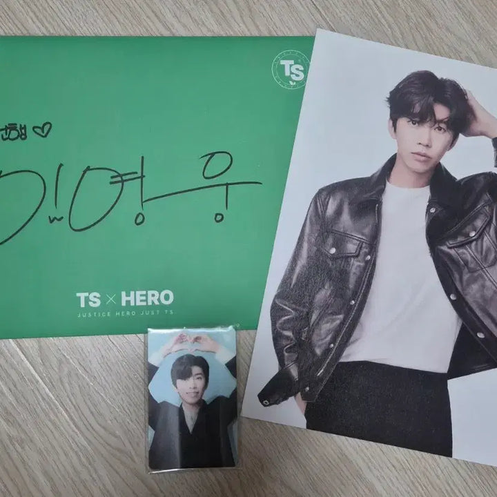 [BUNJANG] Lim Young-woong Goods Poster + Photocard + Signed Envelope Set / 티에스 임영웅 굿즈 포스터+포토카드+싸인봉투