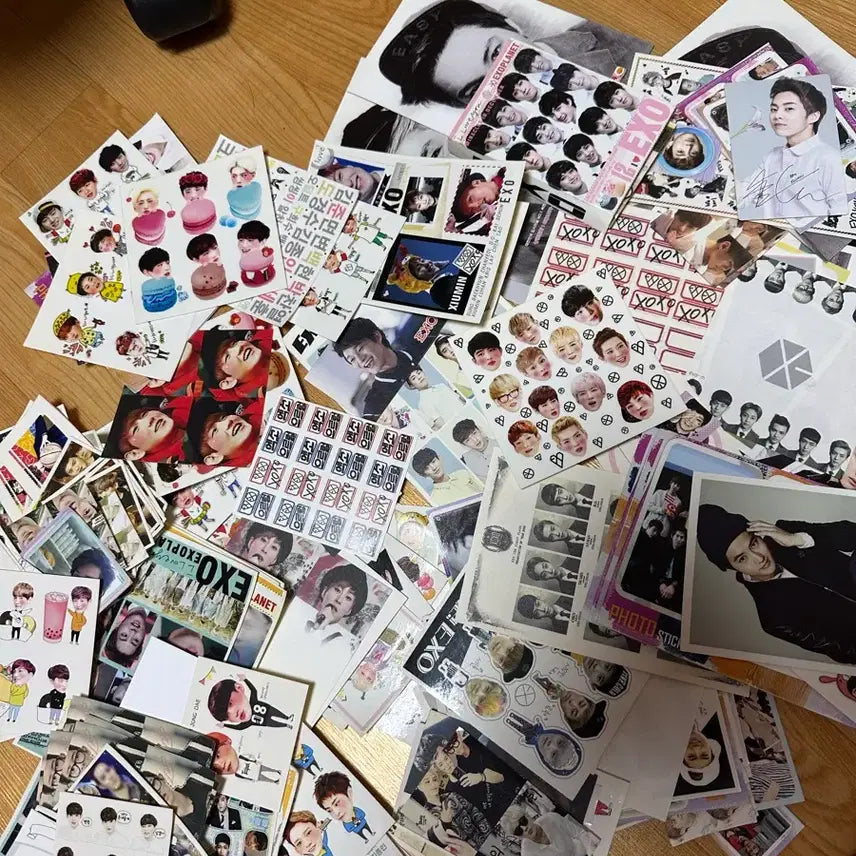 [BUNJANG] EXO Photocard Sticker Goods Bundle Set / 엑소 포토카드 스티커 굿즈 일괄
