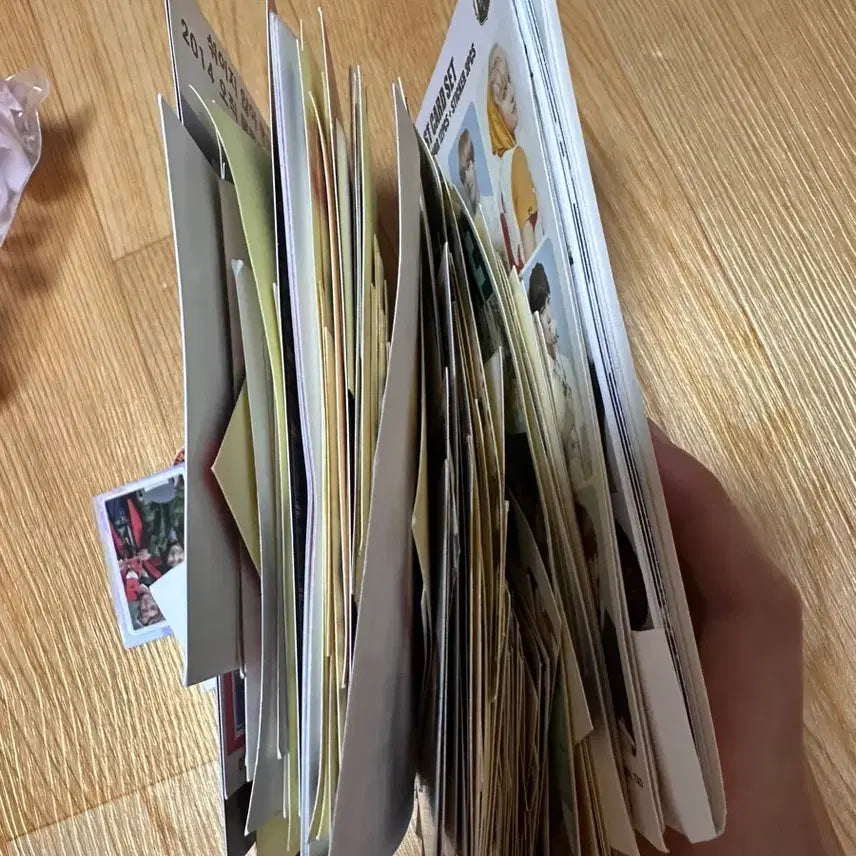 [BUNJANG] EXO Photocard Sticker Goods Bundle Set / 엑소 포토카드 스티커 굿즈 일괄