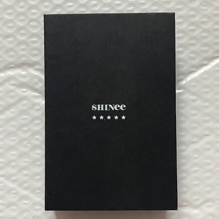 [BUNJANG] SHINee 2018 Tokyo Dome Fanmeeting Fanclub Exclusive Keychain / 2018 샤이니 도쿄돔 팬미팅 팬클럽 입장 선물 키링