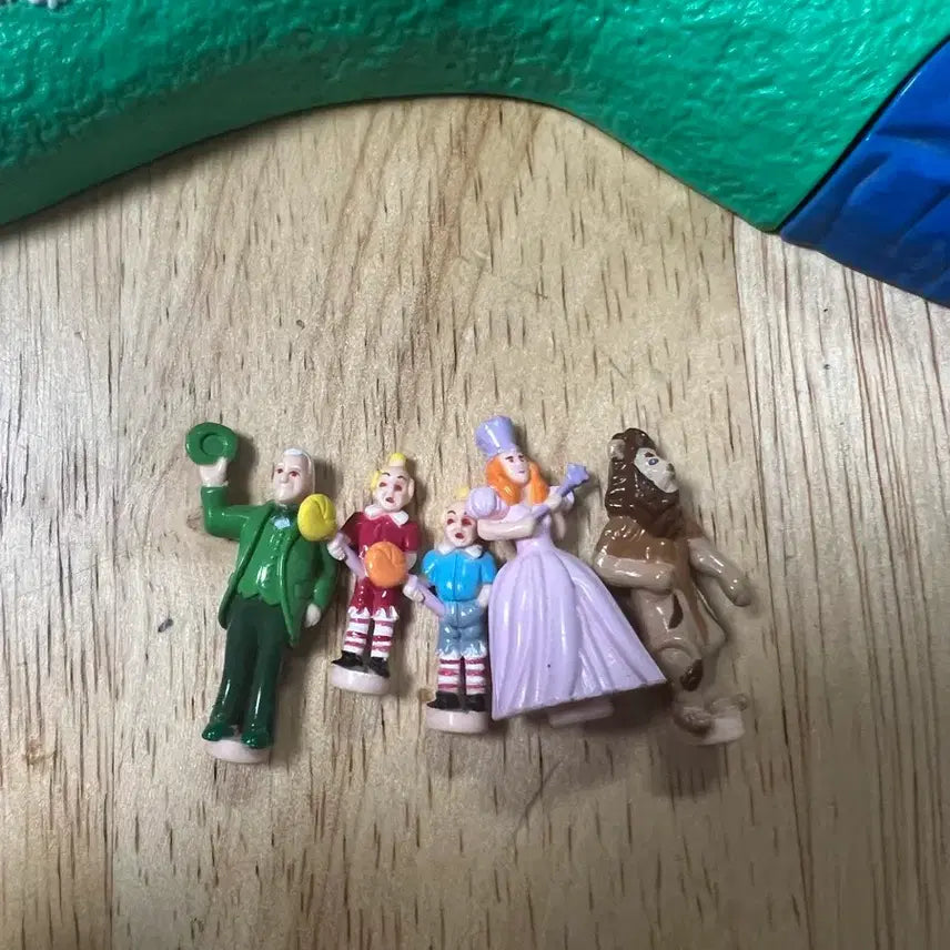 [BUNJANG] LightUp Wizard of Oz Polly Pocket with Polly Doll / (라이트업)폴리포켓 오즈의 마법사 폴리돌 포함