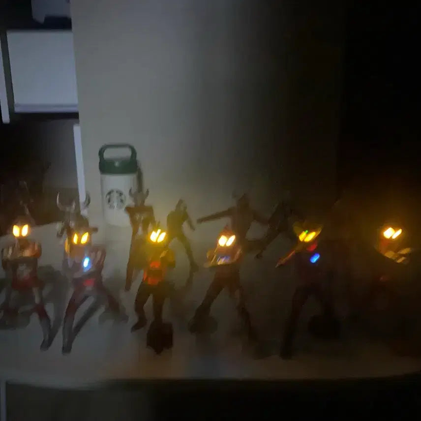 [BUNJANG] Ultraman 15 Figure Bundle Set / 울트라맨 피규어 15종 일괄판매