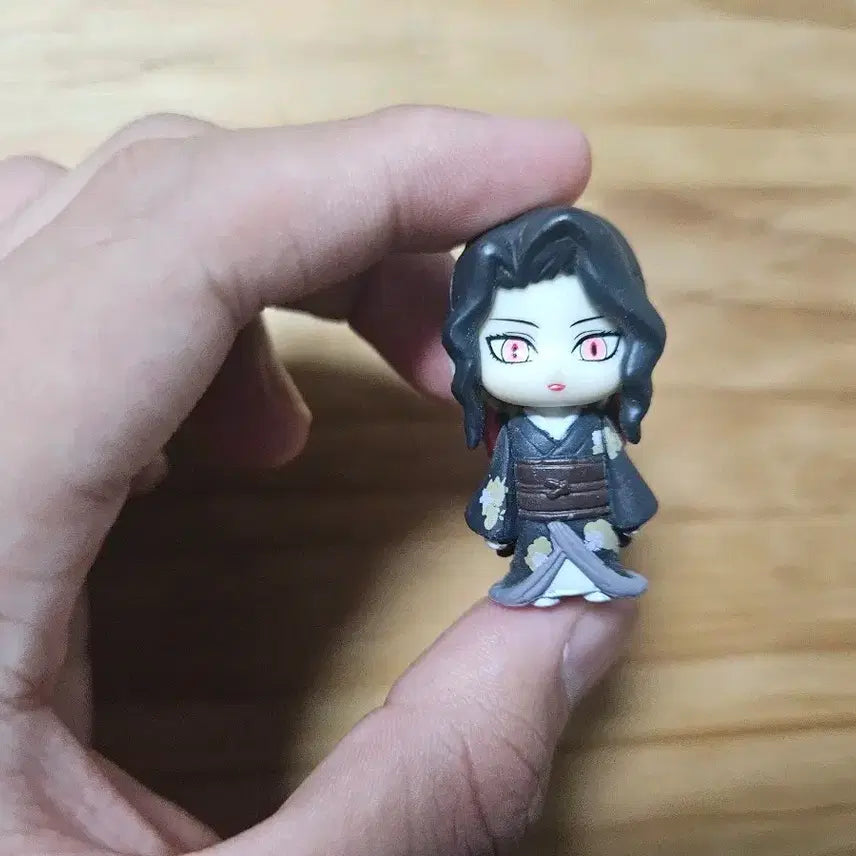 [BUNJANG] Demon Slayer Muzan Figure / 귀멸의 칼날 무잔 피규어