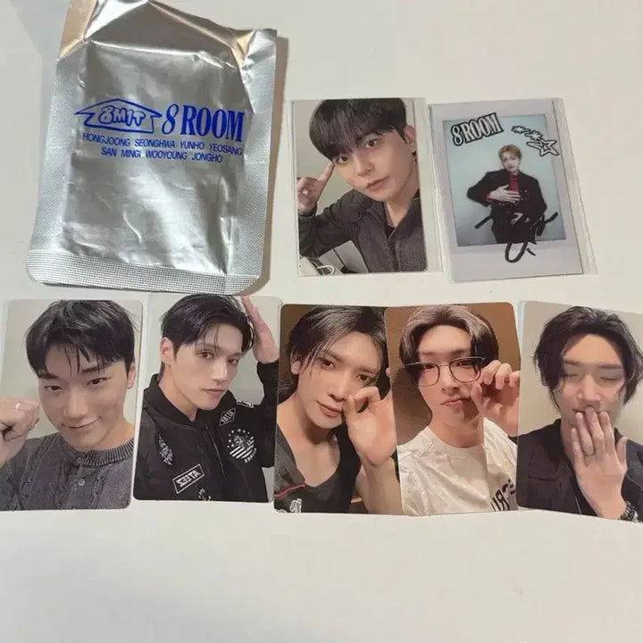 [BUNJANG] Ateez 8ROOM Photocard San, Mingi, Wooyoung, Yeosang / 에이티즈 ateez 에잇룸 트레카 8ROOM 포토카드 san mingi wooyoung yeosang