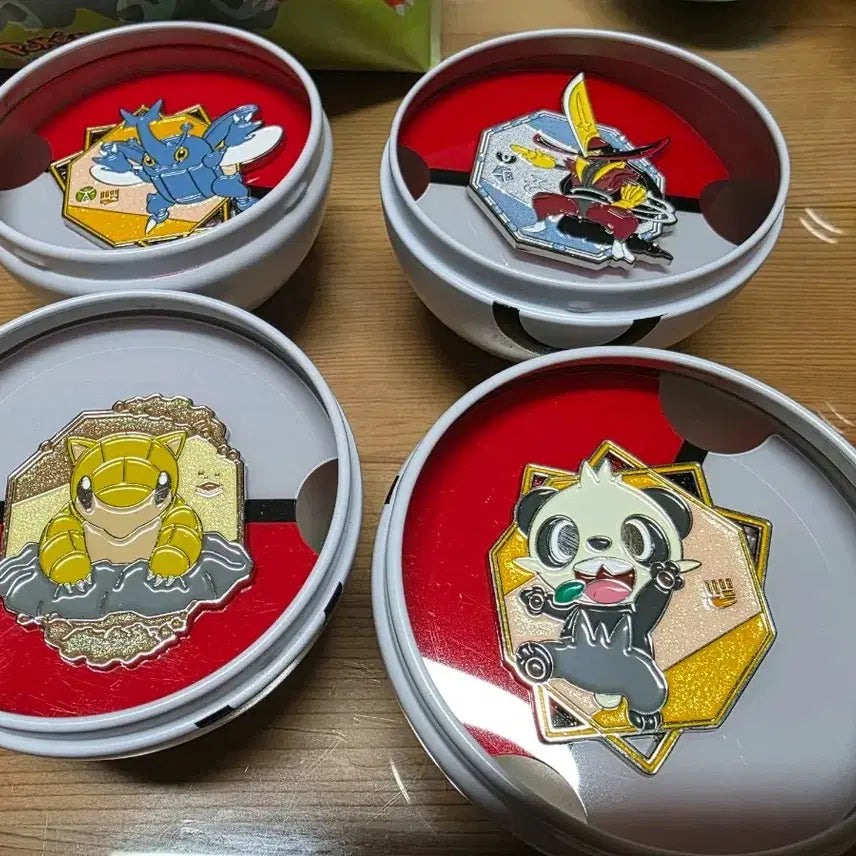 [BUNJANG] Pokemon Random Badge Bundle Set / 포켓몬 서울숲 포레스트에서 구매한 랜덤 뱃지(일괄)