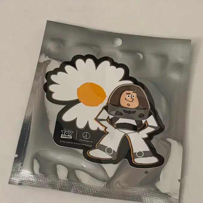 [BUNJANG] PEACEMINUSONE x Toy Story Buzz Lightyear Sticker / 피스마이너스원 토이스토리 버즈 스티커