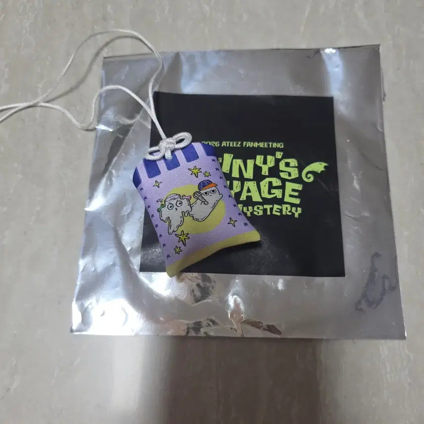 [BUNJANG] ATEEZ Fanmeeting ATINY Zone MD Omamori Unit Umbrella Wooyoung San / 에이티즈 팬미팅 에이티니존 MD 오마모리 유닛 우산 우영 산