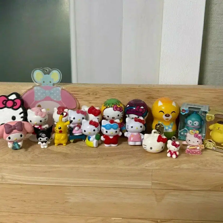 [BUNJANG] Sanrio Characters Figure Bundle with Cushion / 산리오 캐릭터 피규어 일괄 판매  헬로키티 쿠션 드림