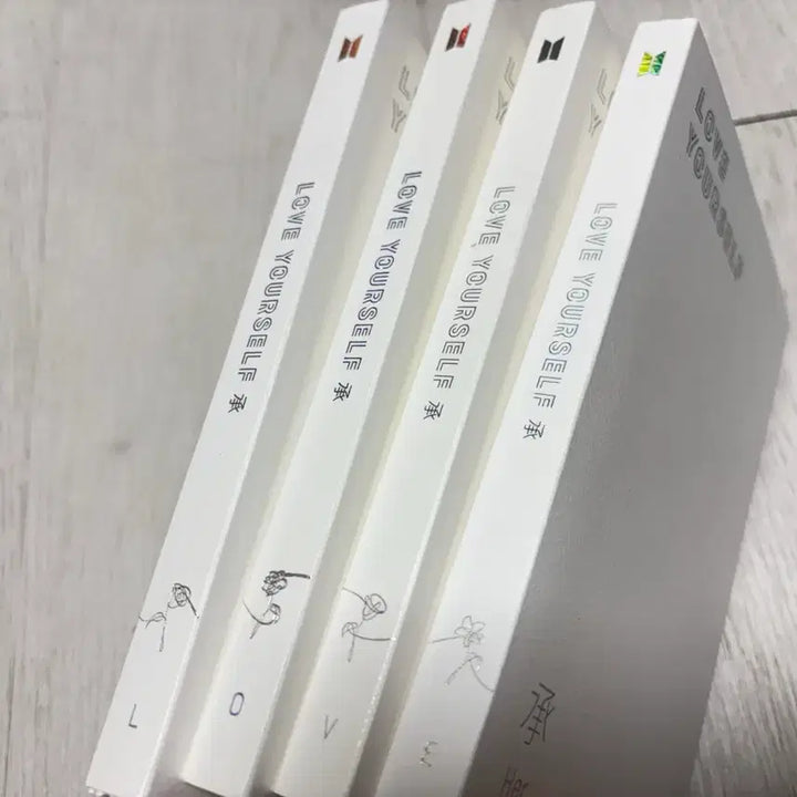 [BUNJANG] BTS Love Yourself: Her Full Version Album Bundle with Photocards / 방탄소년단 LOVE YOURSELF Her 전체 버전 앨범 포카 포함