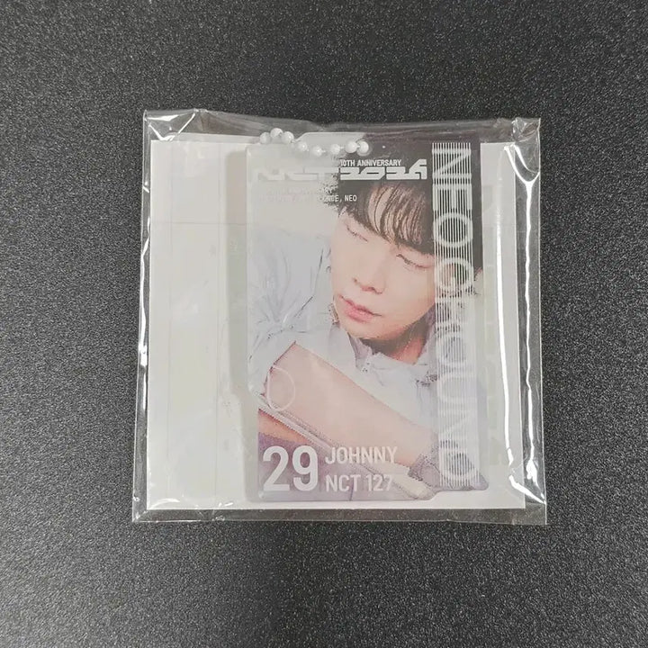 [BUNJANG] NCT 127 Johnny 10th Anniversary Neo Ground Lenticular Acrylic Keyring (Sealed) / 미개봉 원가이하)NCT127 엔시티127 쟈니 렌티큘러 키링 10주년 네오그라운드