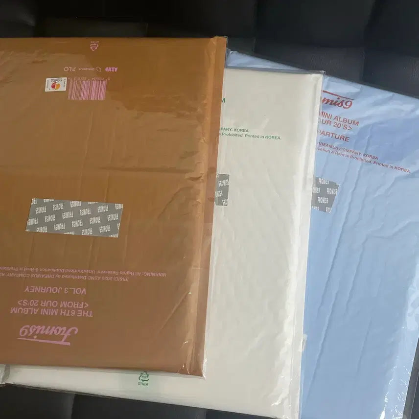 [BUNJANG] fromis_9 6th Mini Album From Our 20s Photobook Ver. Sealed Album / (미개봉) 프로미스나인 미니 6집 앨범 From Our 20s Photobook Ver