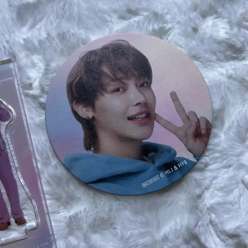 [BUNJANG] ENHYPEN Japan Cafe Acrylic Stand Makii Nicholas / 앤팀 일본 카페 아크릴 아크스타 마키 니콜라스