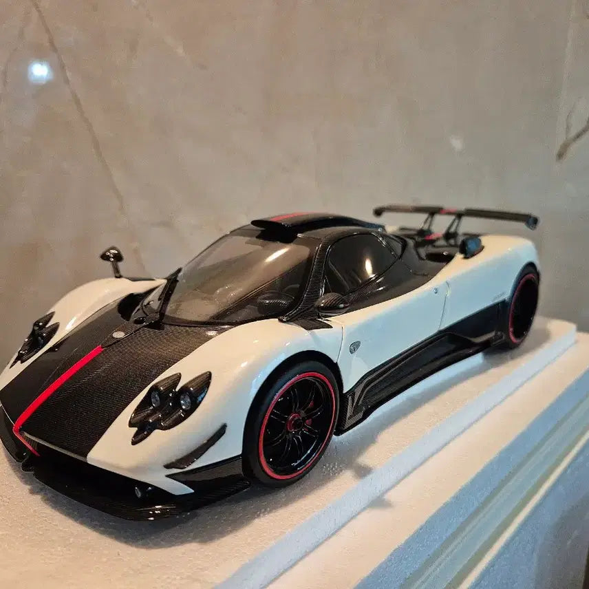 [BUNJANG] Almost Real Pagani Zonda Cinque Diecast Model / 얼모스트리얼 파가니 존다 친퀘 다이캐스트