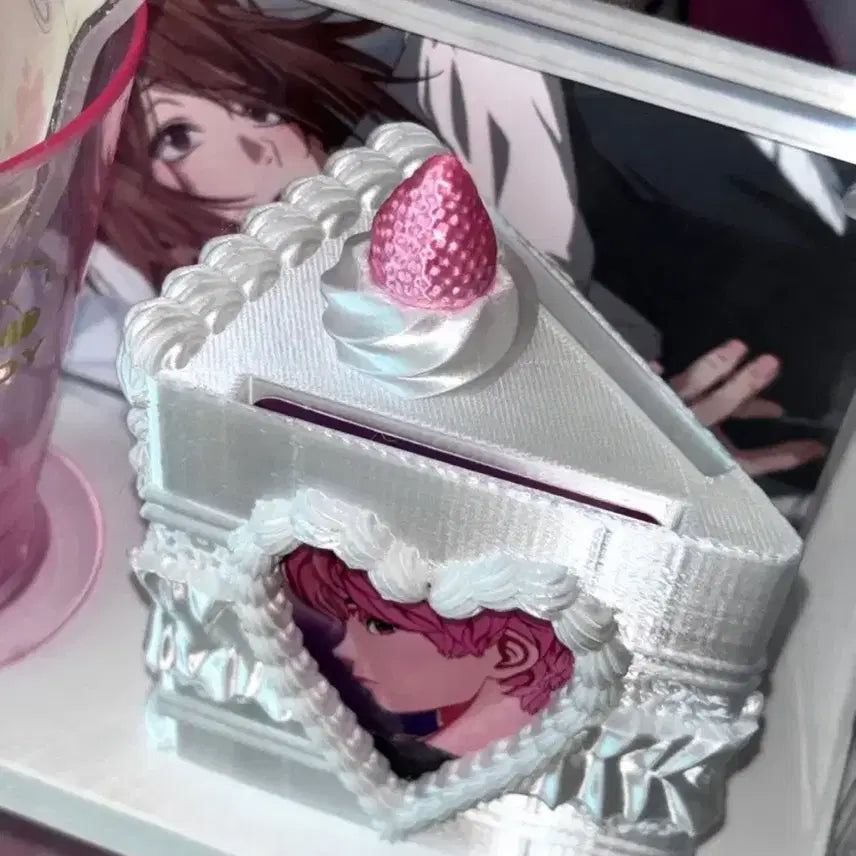 [BUNJANG] 3D Strawberry Cake Photocard Holder Keychain / 3D 딸기 케이크 포카홀더 양면 키링 포카홀더북 산리오 ran포카홀더