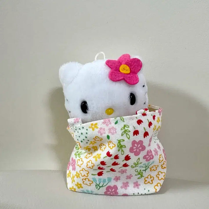 [BUNJANG] Sanrio Classic Kitty Kaohana Mini Keyring Plush Doll / 산리오 고전 키티 카오하나 인형 미니 키링 뽀실 똥키티