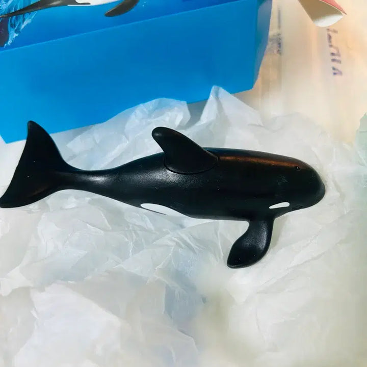 [BUNJANG] Kirby Sofubi Gacha Capsule Set (Sealed) + Happy Meal Playmobil Orca / 커비 소프비 가챠 캡슐미개봉 + 해피밀 플레이모빌 범고래