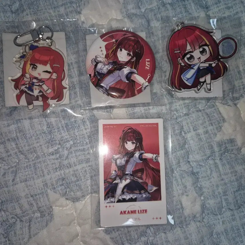 [BUNJANG] Akane Rize Keyring &amp; Can Badge Bundle / 스텔라이브 아카네 리제 키링 캔뱃지