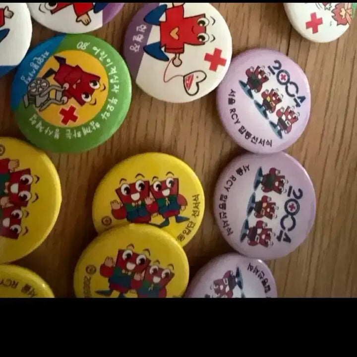 [BUNJANG] RCY Red Cross Badge / Rcy뱃지 대한적십자사뱃지