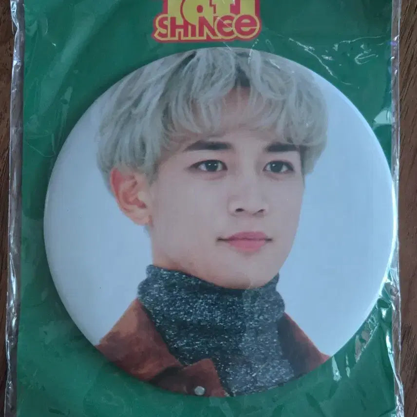[BUNJANG] SHINee Minho 1 of 1 Goods King Button / (미개봉원가판매)샤이니 민호 1 of 1 굿즈 왕버튼