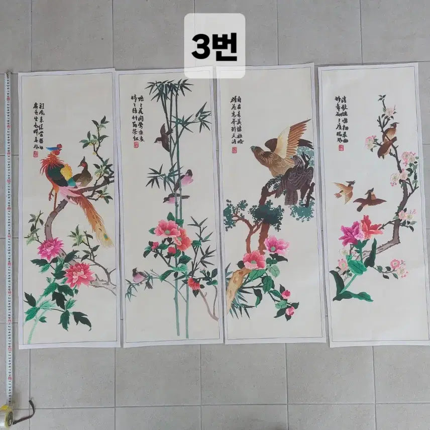 [BUNJANG] Antique Hand-Embroidered Folding Screen Panel / 병풍 자수.  전통 수예  - 수집용. 소품용. 소장품