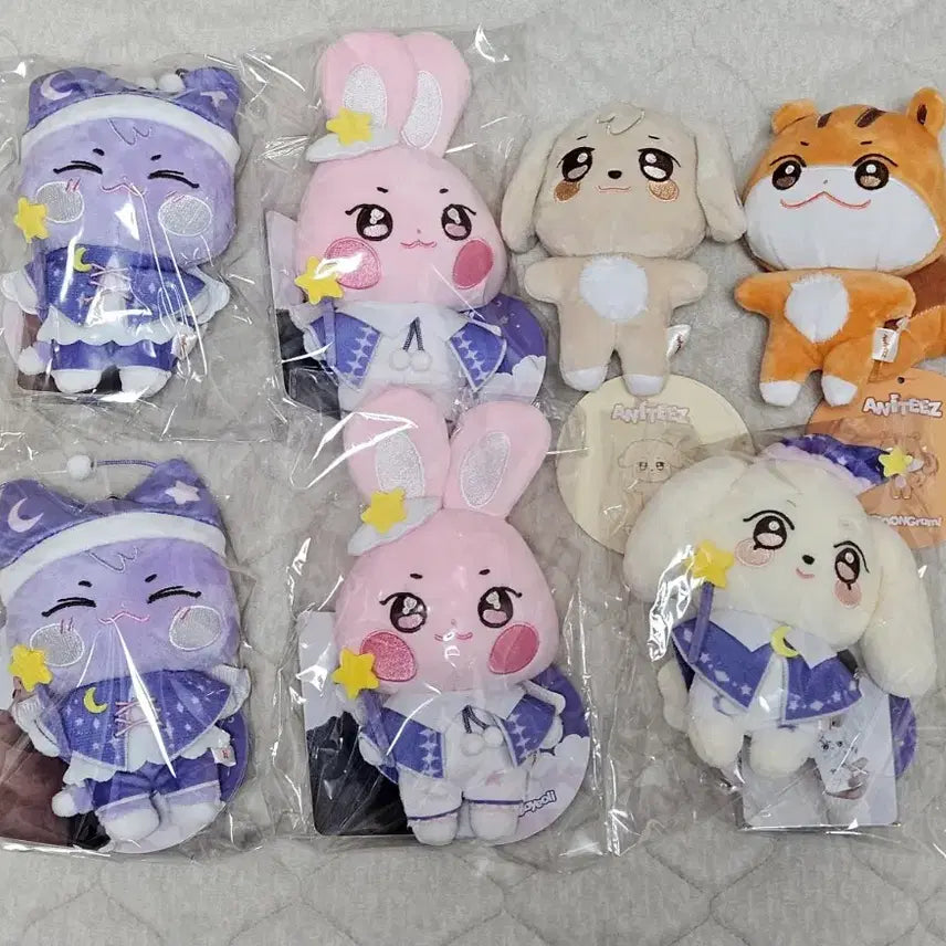 [BUNJANG] ATEEZ Dreamland Guardian Angel Aniteez Doll Keychain Seonghwa / 에이티즈 드림랜드 수호천사 애니티즈 인형 키링 떵별이 성화 ATEEZ ANITEEZ dreamland seonghwa