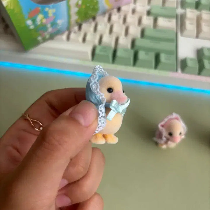 [BUNJANG] Sylvanian Families Baby Duck (Sky Blue) / 실바니안 아기오리 (하늘색)