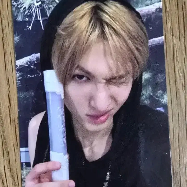 [BUNJANG] Curtis Martin Official Lightstick Photocard / 코르티스 마틴 응원봉 포카 양도