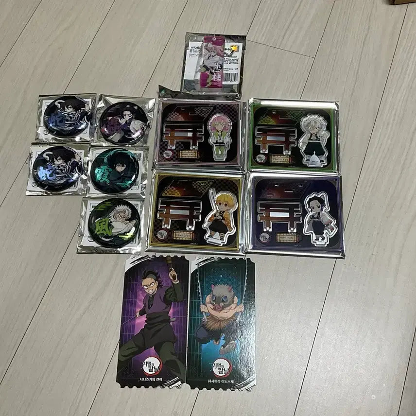 [BUNJANG] Demon Slayer Acrylic Stand &amp; Keychain Set / 홍대 귀칼 팝업 교환합니다! 무이치로 기유 젠이츠 시노부 미츠리 아크릴