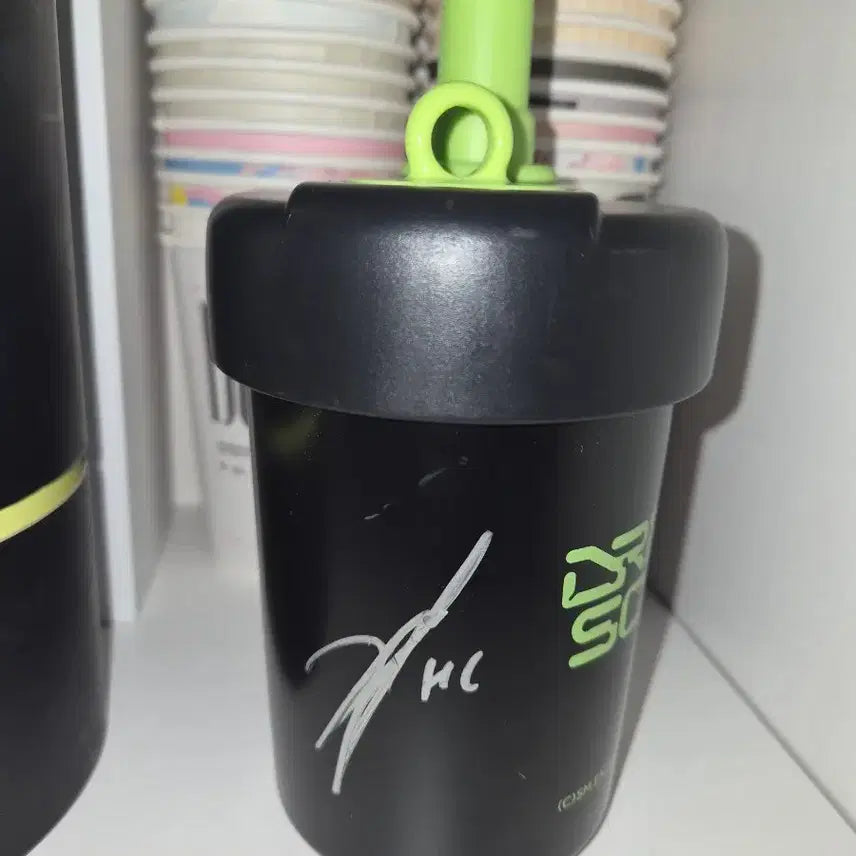 [BUNJANG] NCT Haechan Signed Cup Goods / nct 해찬 친필싸인 컵 굿즈 엔시티드림 127 포카 인형 비공굿 나눔