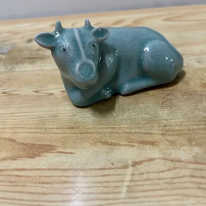 [BUNJANG] Korean Celadon Bull Inkstone / 강직한 황소 청자연적/   요316