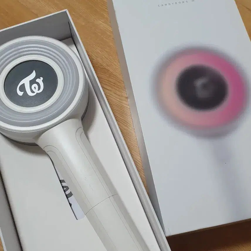 [BUNJANG] TWICE Candy Bong Lightstick / 트와이스 응원봉 캔디봉 판매 양도