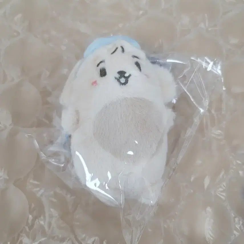 [BUNJANG] Ateez Fanmeeting Plush Doll Keyring Yunho (Sealed) / 미개봉 에이티즈 팬미팅 플러시 인형 키링 윤호