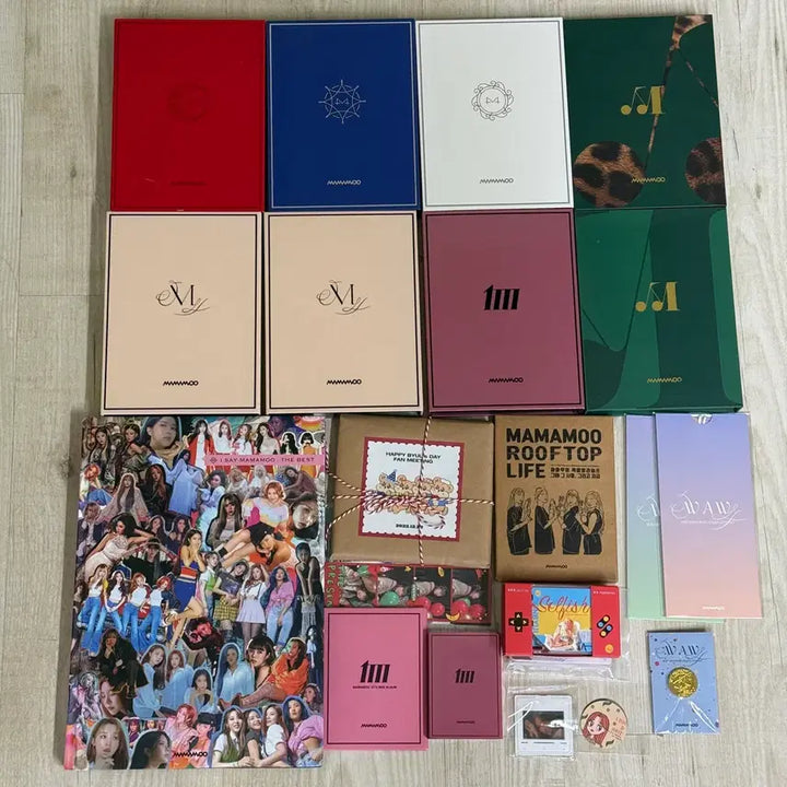 [BUNJANG] Mamamoo Bundle Set (Photocards Included) / 마마무 앨범 및 굿즈 일괄 (포카 포함)