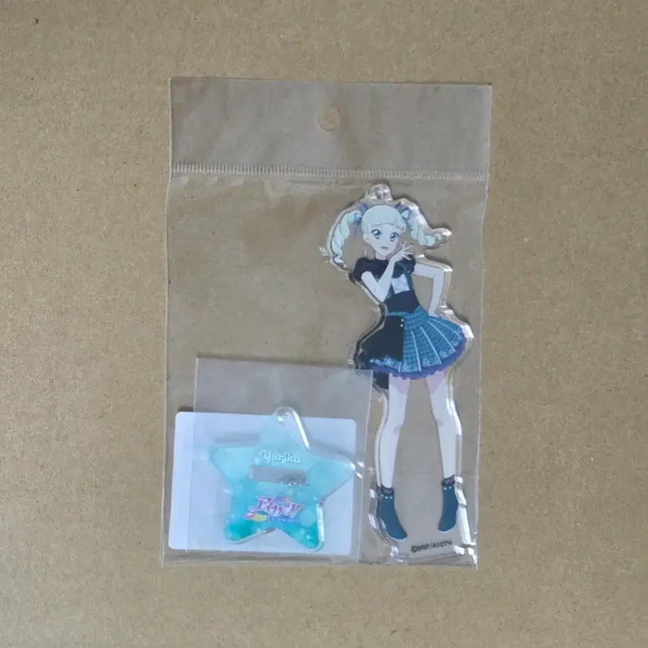 [BUNJANG] Aikatsu! YURIKA Akari Ouzora 10th Anniversary Theater Version Acrylic Stand / 아이카츠 아이엠스타 유리카 유리 10주년 극장판 아크릴 판매