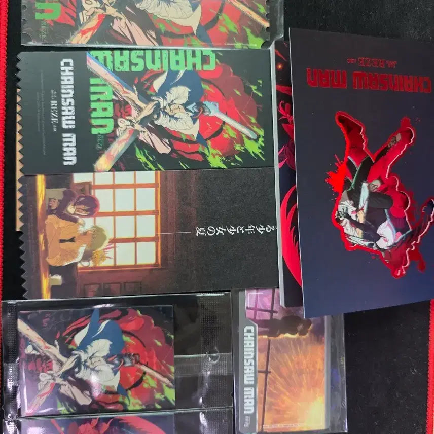 [BUNJANG] Chainsaw Man Official Theater Ticket (OT) &amp; Totally Postcard Book Bundle Set / 체인소맨 오티,오티티 엽서북 등 굿즈 일괄판매