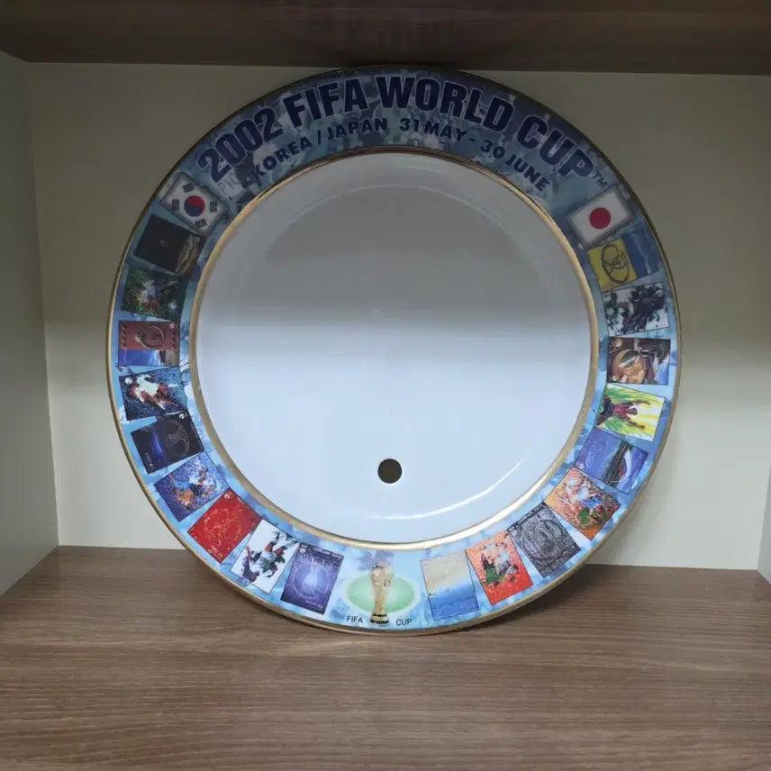 [BUNJANG] Rare 2002 FIFA World Cup Commemorative Plate / 희귀한 2002 월드컵 기념 접시