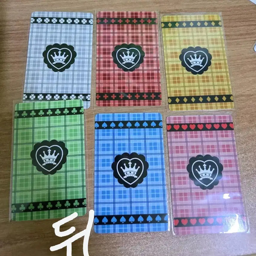 [BUNJANG] Unreleased Photocard Bundle Set with Binder / 캐캐체 비공굿 포카 20장 일괄 + 바인더