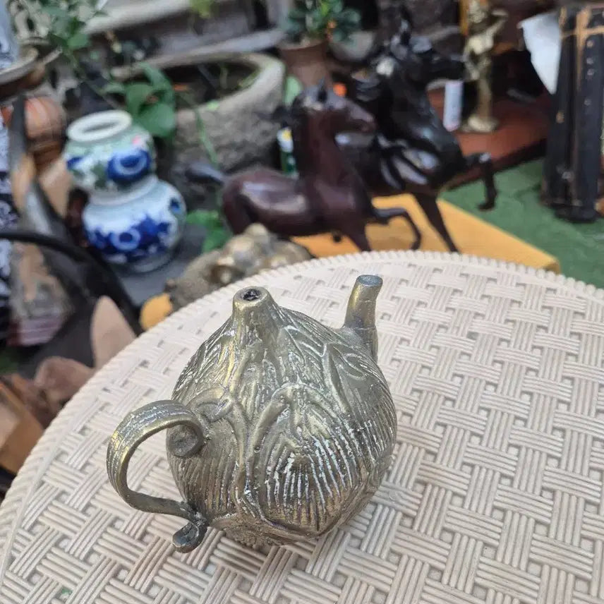 [BUNJANG] Bronze Lotus Inkstone Holder / 동제품 연꽃연적