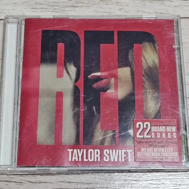 [BUNJANG] Taylor Swift RED 2CD Deluxe Edition Import Album / 테일러 스위프트 RED 2CD 수입반 디럭스앨범