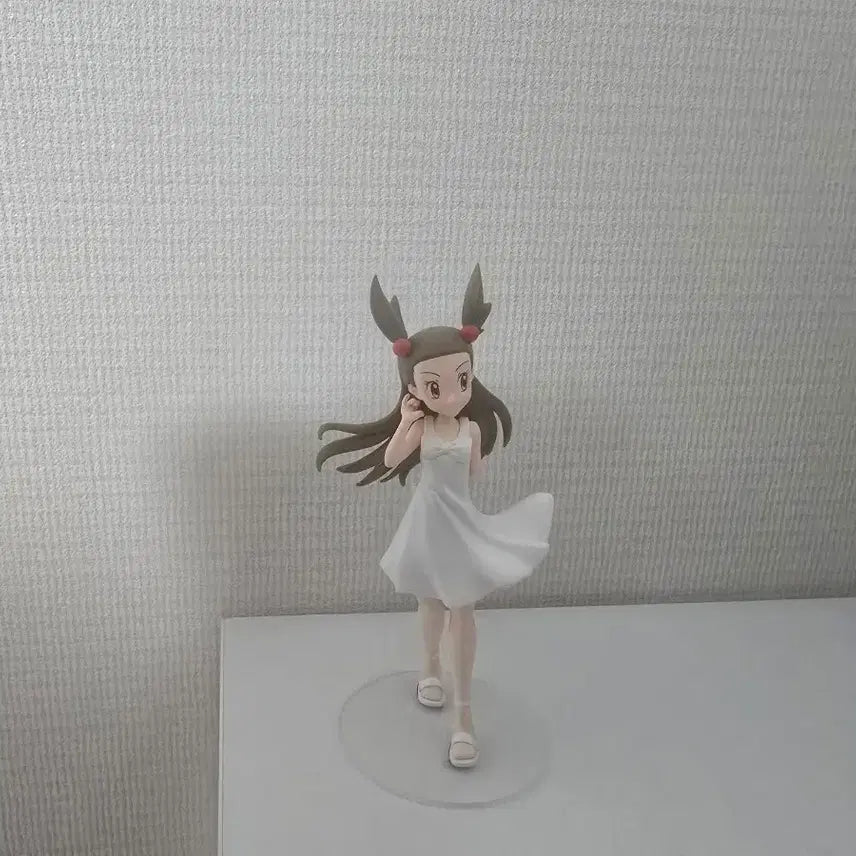 [BUNJANG] Pokemon Scale World Toha White Clothes Gyuri Figure / 포켓몬스터 스케일월드 트하 흰옷규리 팝니다