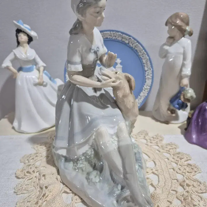 [BUNJANG] Yadoranawo Girl and Dog Figurine / 야드로 나오 강아지와소녀