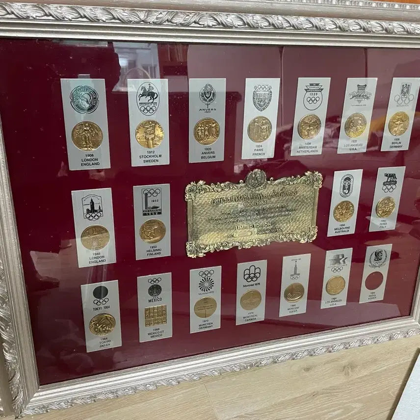 [BUNJANG] 1988 Seoul Olympics Commemorative Medal Frame / 역대 올림픽 기념 메달 액자