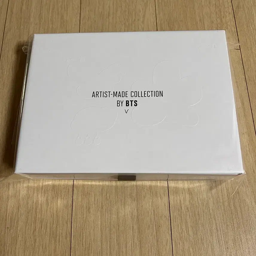 [BUNJANG] BTS V Taehyung Artist-Made Collection Cloud Brooch Set / 방탄소년단 bts 뷔 태형 ARTIST-MADE 브로치 세트 풀세트