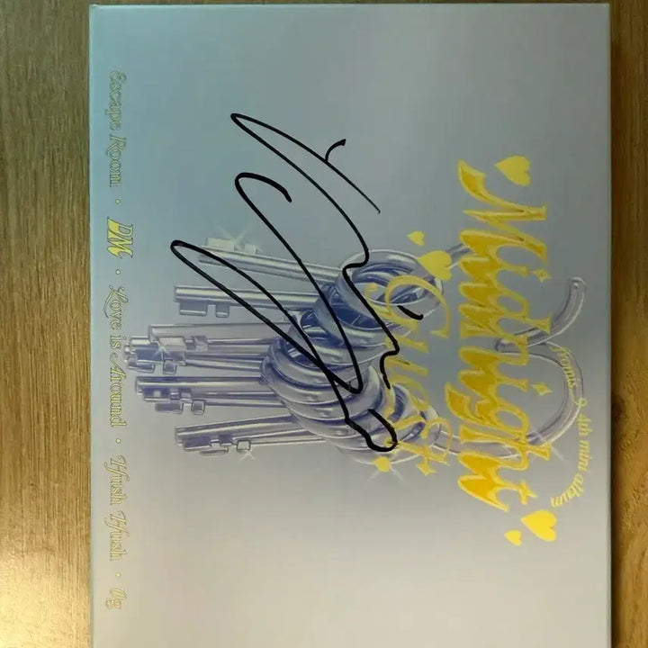 [BUNJANG] fromis_9 Signed Album / 프로미스나인 싸인 앨범 판매