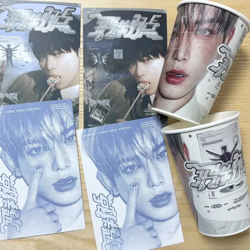 [BUNJANG] &amp;Team Harua Birthday Cafe Cup Holder &amp; Postcard Set / &amp;Team 앤팀 하루아 생카 컵 생일카페 컵홀더 엽서