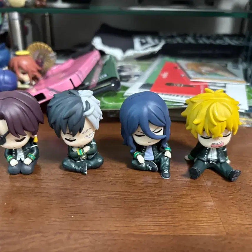 [BUNJANG] Wind Breaker Sakura Suo Shoulder Figure Gacha Set / 윈브레 윈드 브레이커 사쿠라 스오 어깨쿵 피규어 가챠 세트 일괄