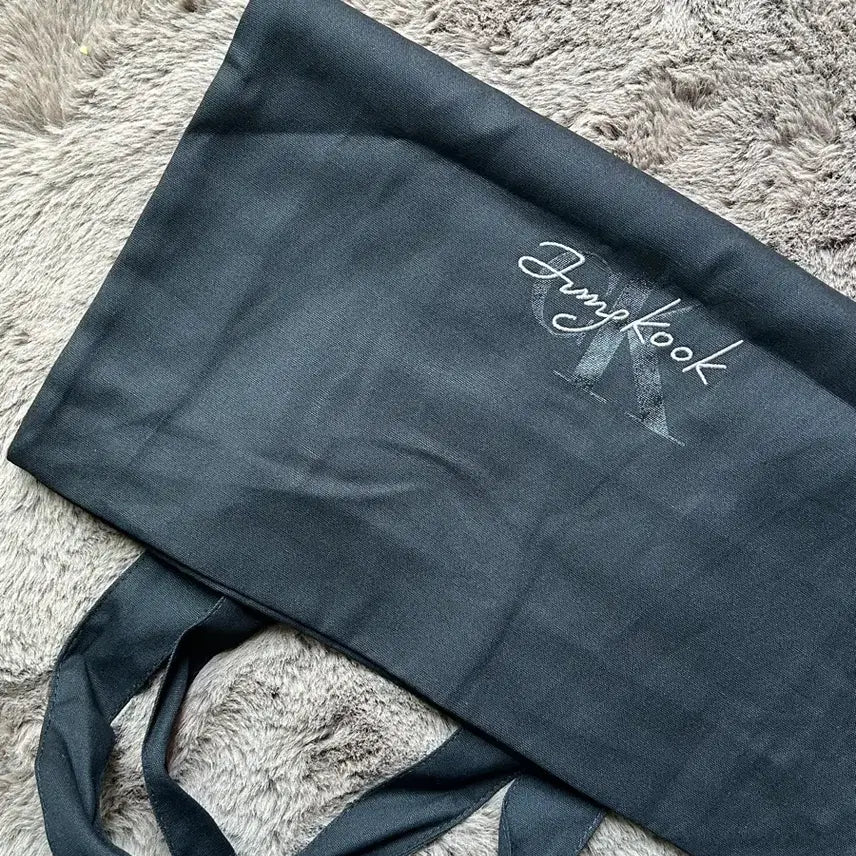 [BUNJANG] Calvin Klein x Jungkook Collaboration Limited Edition Eco Bag / 캘빈클라인 CK 정국 콜라보 한정에코백